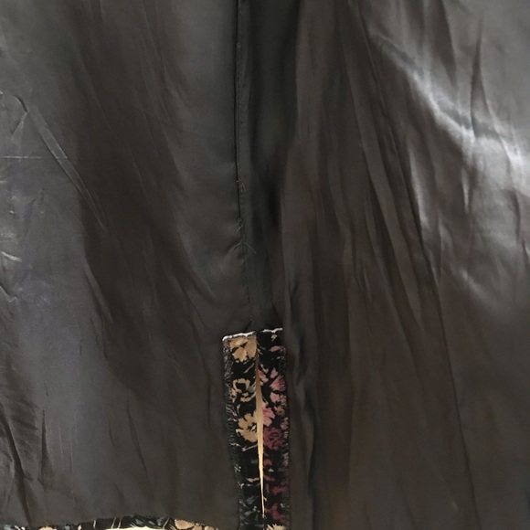 Vintage Floral Velvet Jacket - Picture 11 of 11